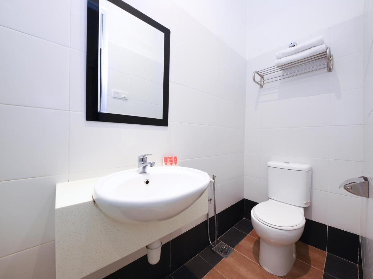 Oyo 127 The Reeds Hotel Kuala Lumpur Kültér fotó
